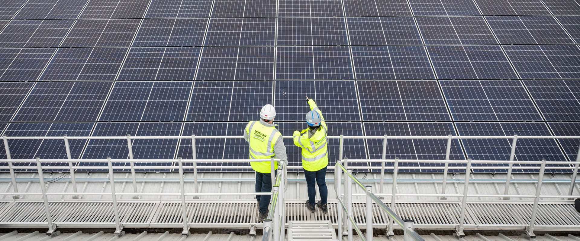 Solar array photographer